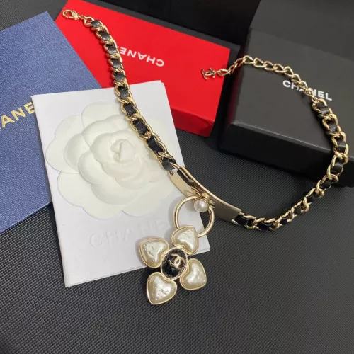 Special Flower Design Necklace